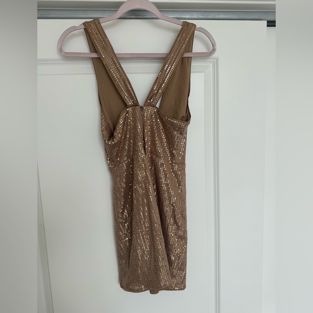 NBD Gold Bodycon Dress V-Neck Sleeveless